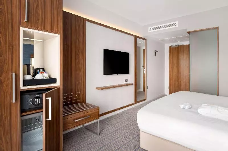 キングサイズベッドのエクゼクティブルーム, Courtyard By Marriott Glasgow Airport