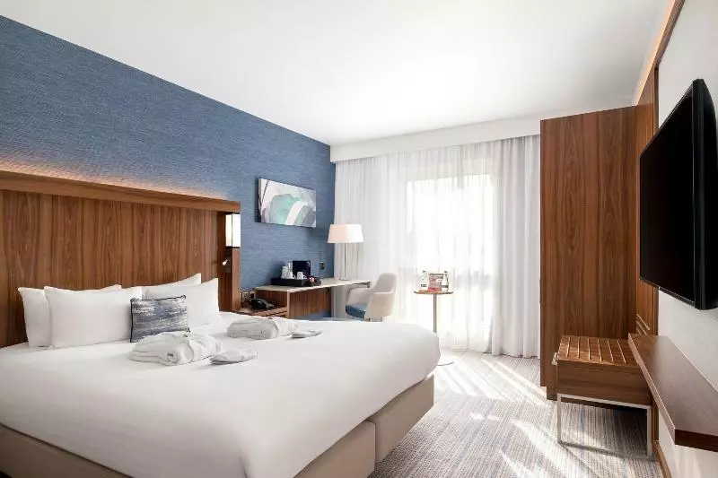 キングサイズベッドのエクゼクティブルーム, Courtyard By Marriott Glasgow Airport