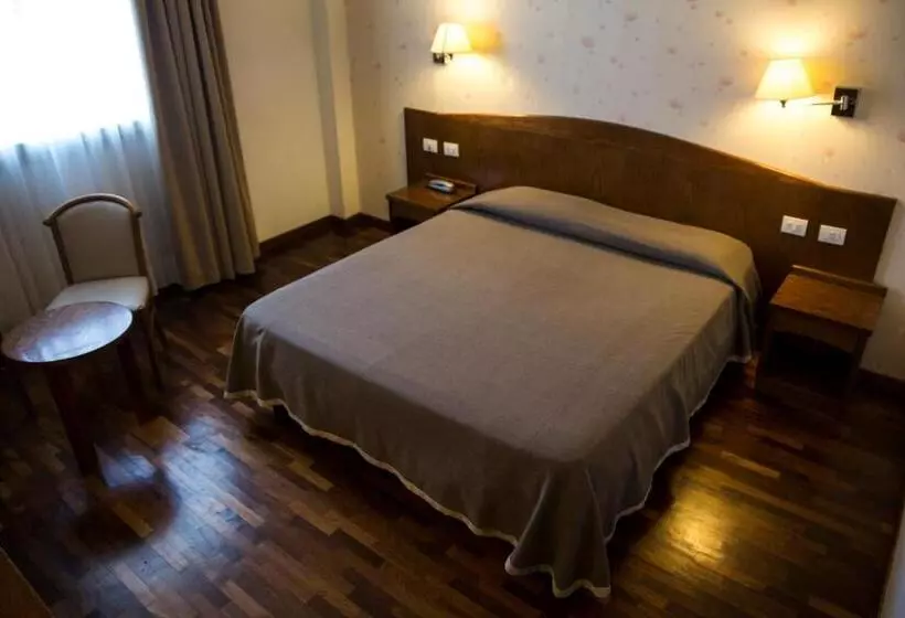 Standardzimmer, Datini