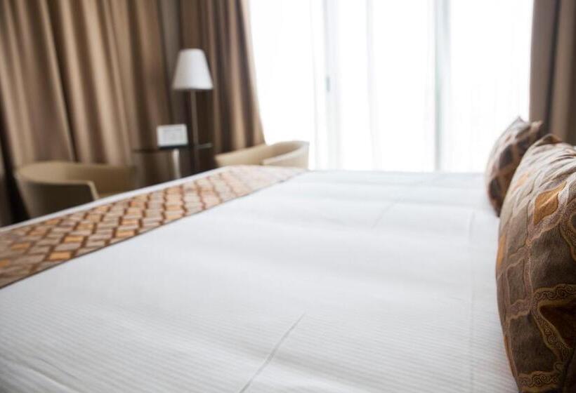 اتاق استاندارد, Datini