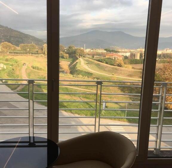 سوییت جونیور, Datini