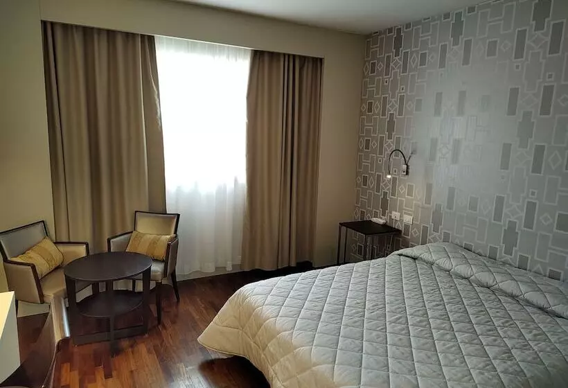 Standardzimmer, Datini