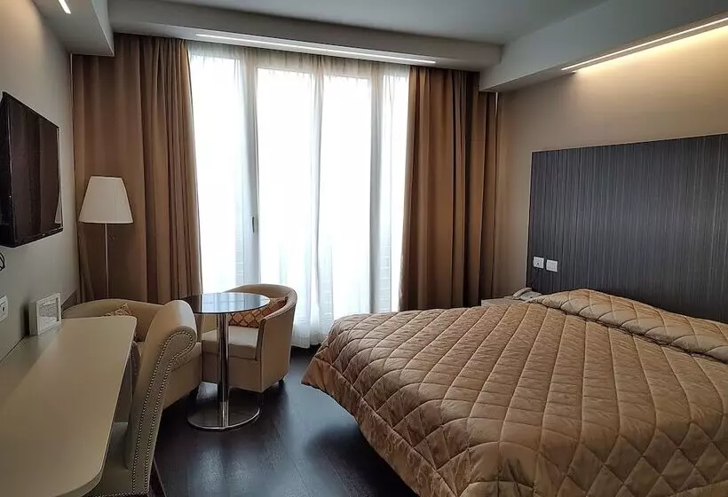 Superior-Zimmer, Datini