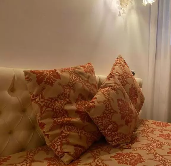اتاق ساده سه‌ نفره, Locanda Casa Querini