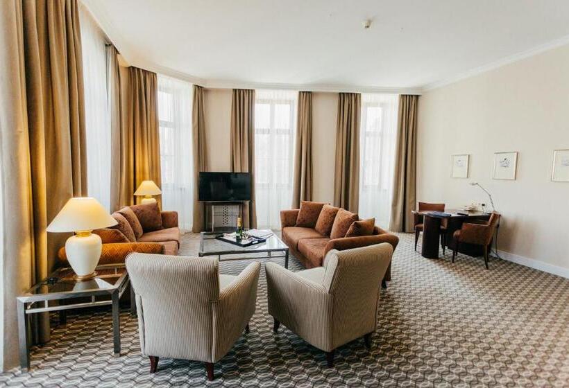 سوئیت با چشم‌انداز, Radisson Blu Carlton Hotel, Bratislava