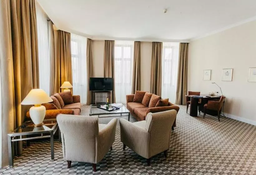 سوئیت با چشم‌انداز, Radisson Blu Carlton Hotel, Bratislava