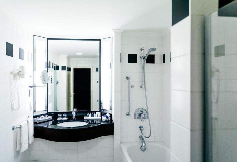 سوئیت با چشم‌انداز, Radisson Blu Carlton Hotel, Bratislava