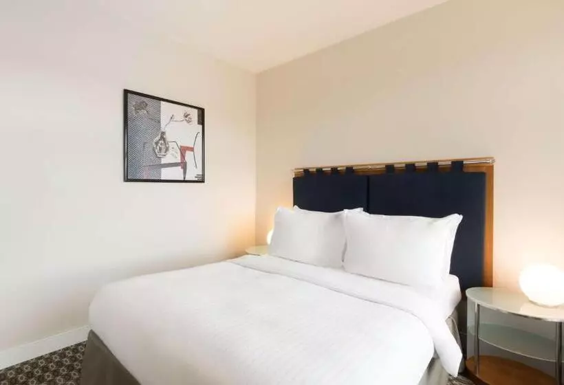 اتاق استاندارد, Radisson Blu Carlton Hotel, Bratislava