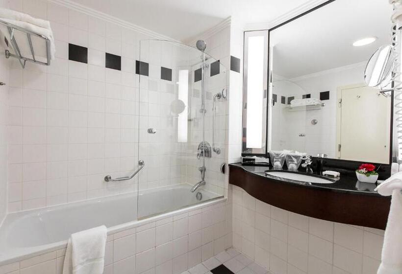 اتاق استاندارد, Radisson Blu Carlton Hotel, Bratislava