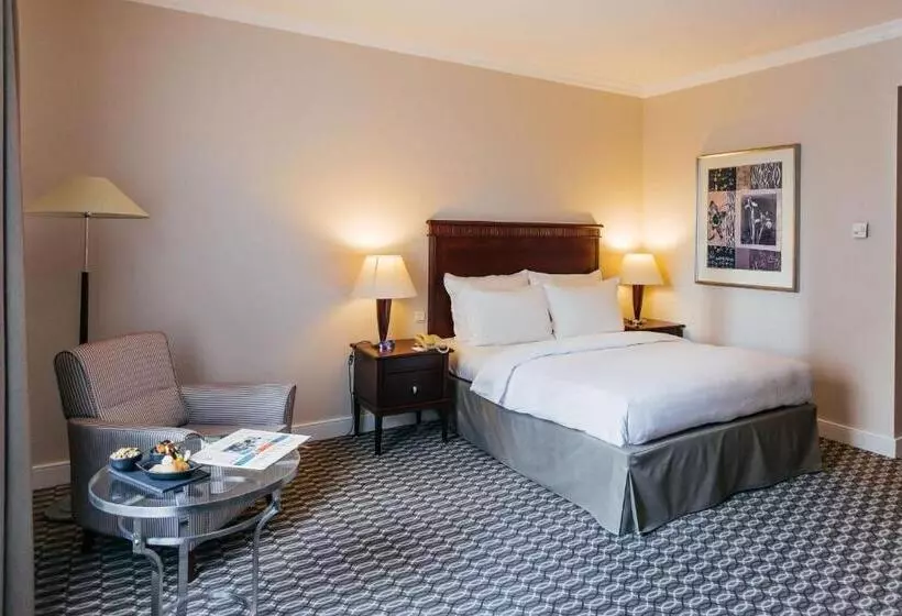 اتاق سوپریور با چشم‌انداز, Radisson Blu Carlton Hotel, Bratislava