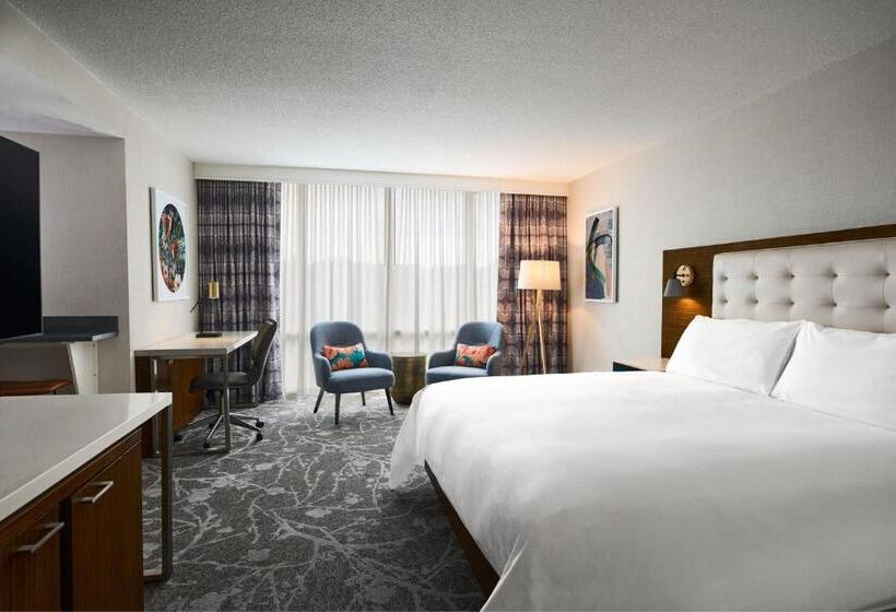 スタンダードスタジオ, Renaissance Meadowlands