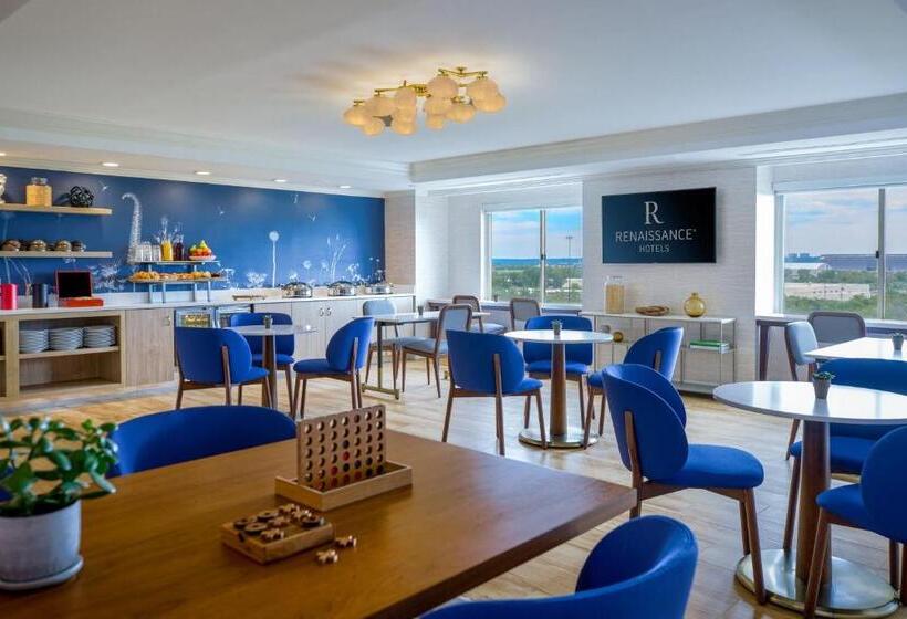 クラブルーム, Renaissance Meadowlands