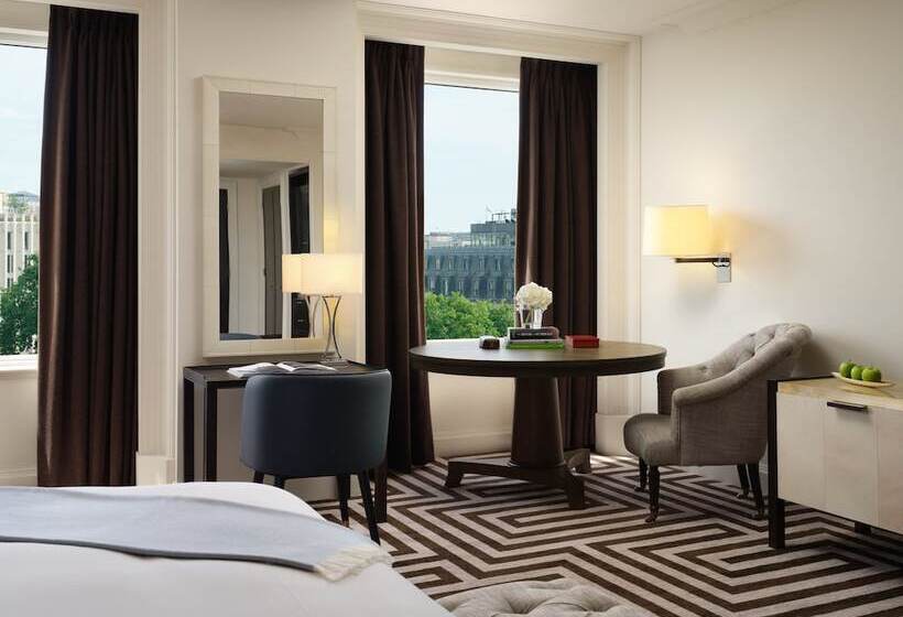 اتاق اجرایی, Rosewood London