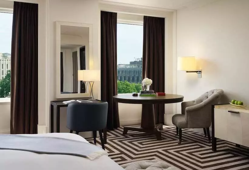 エクゼクティブルーム, Rosewood London