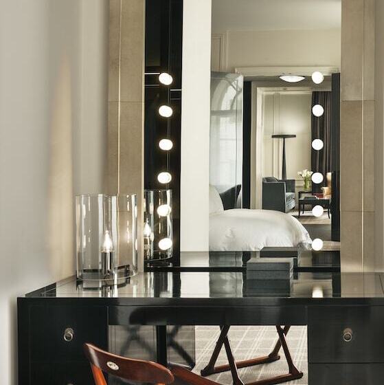 سوئیت پریمیوم, Rosewood London