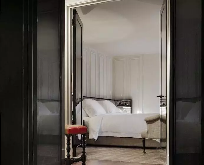 １ベッドルームハウス, Rosewood London