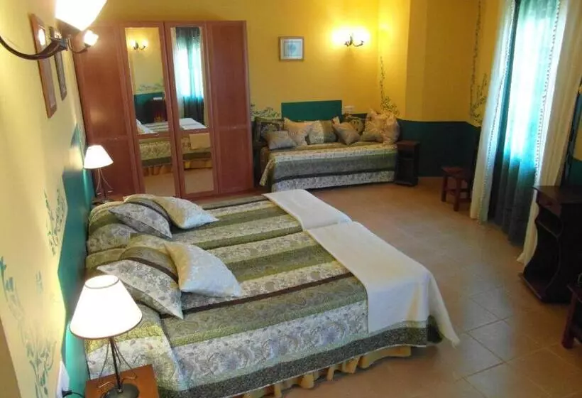 Standard Neljän Hengen Huone, La Casa Del Filandón Hotel Rural