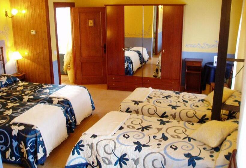 スタンダード４人部屋, La Casa Del Filandón  Hotel Rural