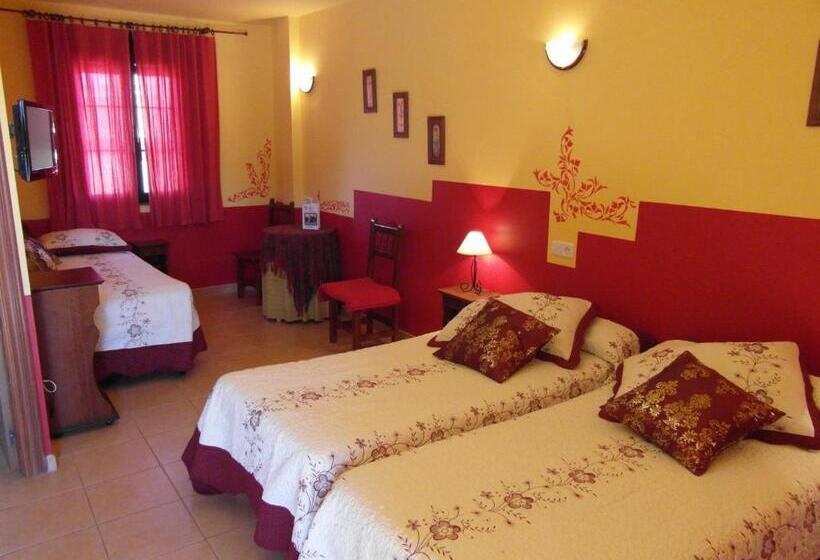 スタンダードトリプルルーム, La Casa Del Filandón  Hotel Rural