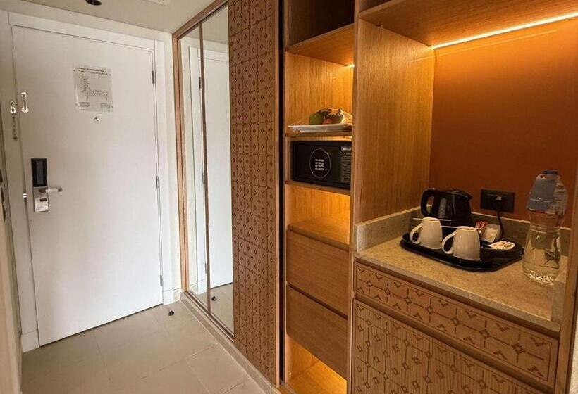 اتاق سوپریور با تخت بزرگ, Naama Bay Promenade Beach Resort Managed by Accor