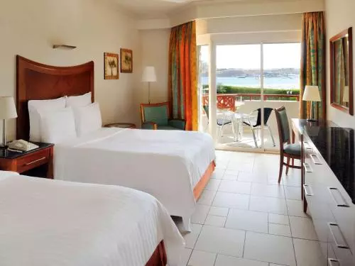 Deluxe Room Side Sea View