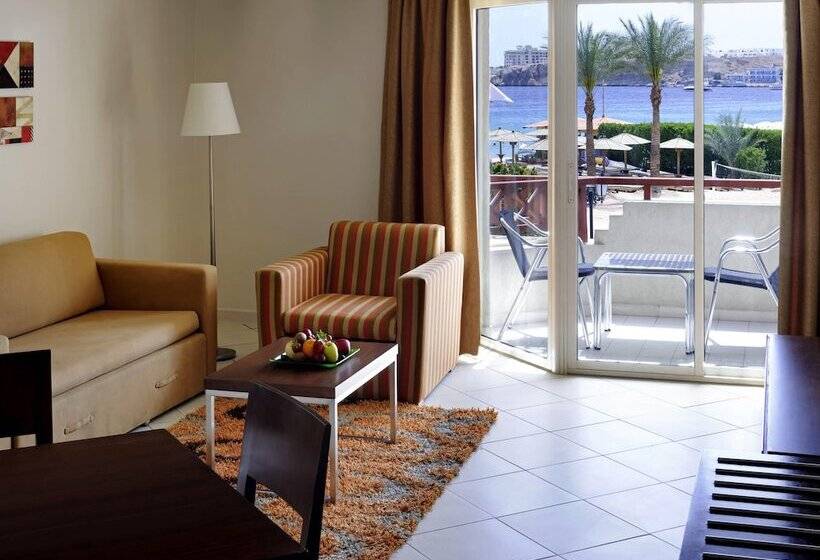 سوئیت اجرایی با چشم‌انداز دریا, Naama Bay Promenade Beach Resort Managed by Accor