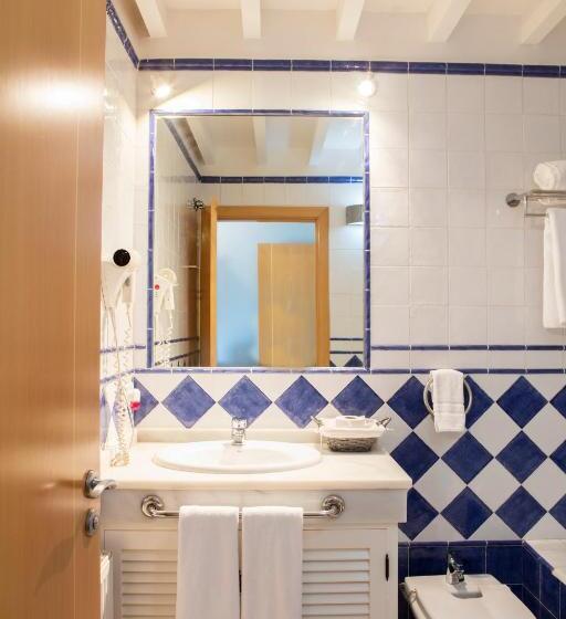 غرفة قياسية, Tugasa Castillo De Castellar