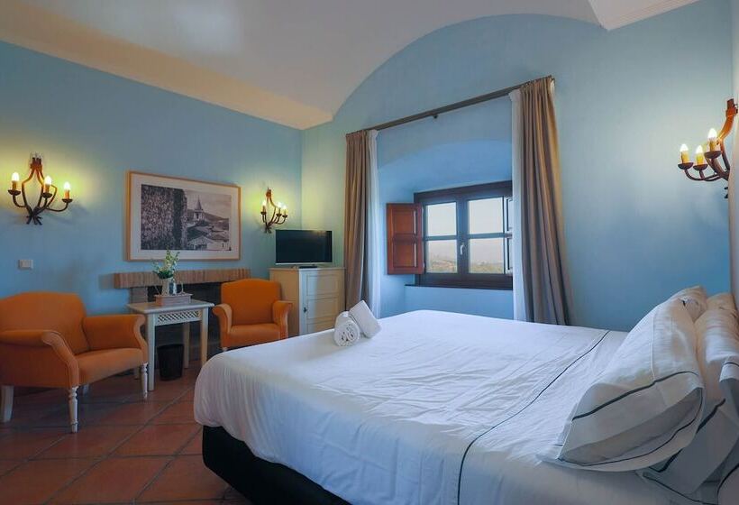 غرفة قياسية, Tugasa Castillo De Castellar