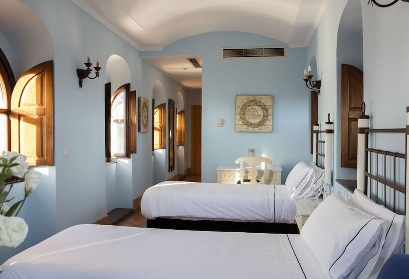 غرفة قياسية, Tugasa Castillo De Castellar