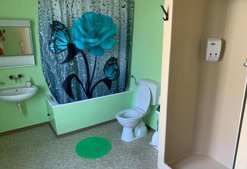 基本间, Schönbrunnen