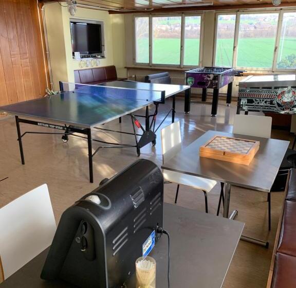 标准四人间共用浴室, Schönbrunnen