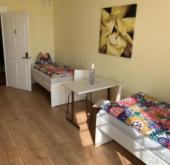 带观景的标准间, Schönbrunnen