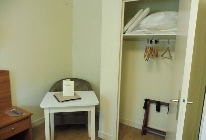 스탠다드 룸, Auberge De Launay