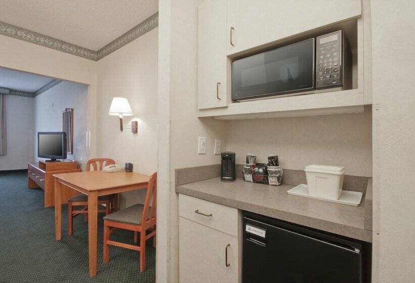 سوییت, Baymont By Wyndham Phoenix North