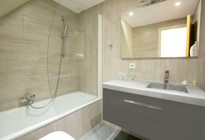 高级三人间, Bel Ombra Hôtel