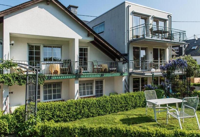 جناح جونيور مطل على الحديقة, Ferienresidenz Brauneberger Hof