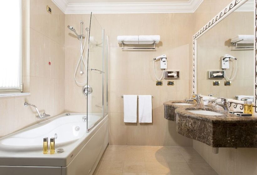 سوییت جونیور, Grand Hotel Vanvitelli