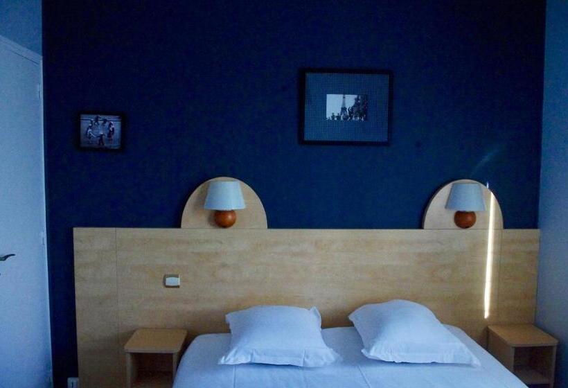 Номер Стандарт, Hôtel De Paris