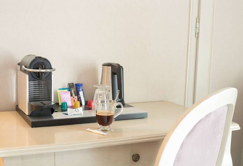 חדר סופריור נוף לנהר, Hôtel Le Maxime   Best Western Signature Collection