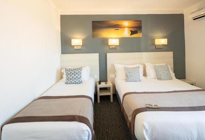 Triple Room Sea View, Le Regina Hôtel Et Restaurant Canet Plage