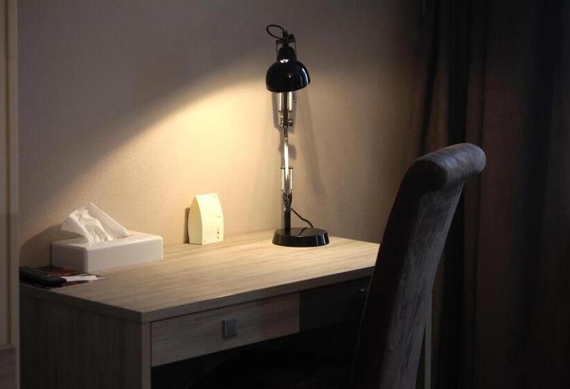 غرفة قياسية, Logis Hostellerie De L'abbaye