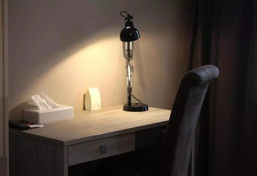 スタンダードトリプルルーム, Logis Hostellerie De L'abbaye