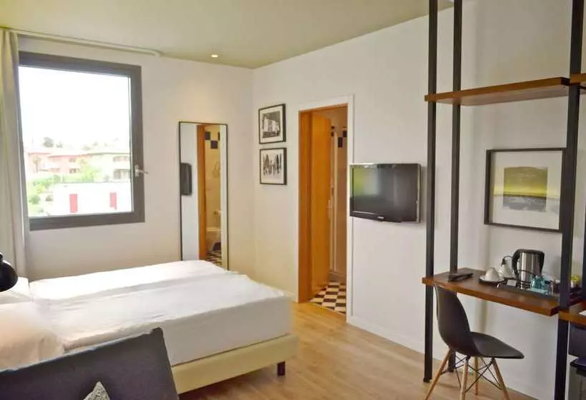 エコノミールーム, Luise