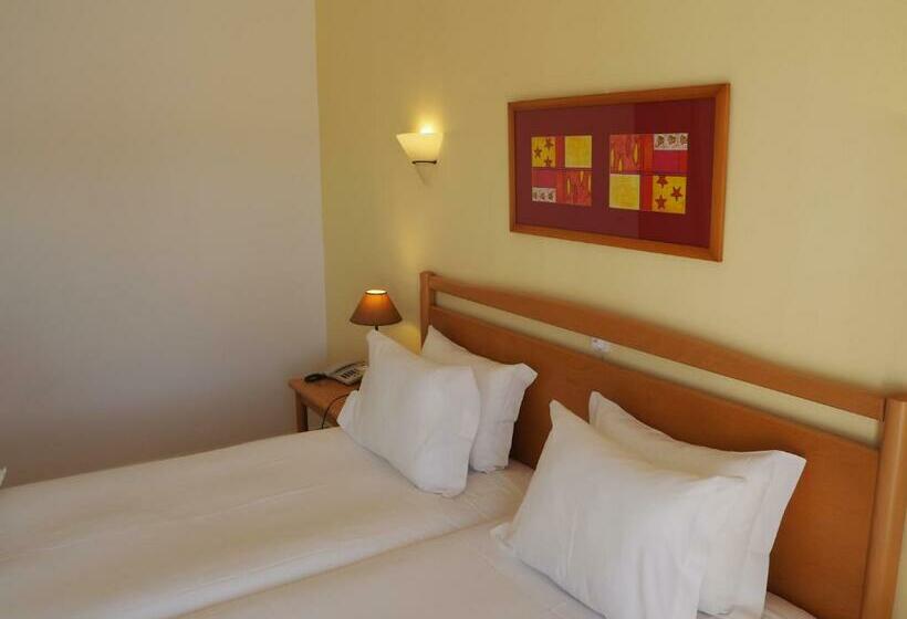 Номер Superior Вид на Бассейн, Luz Bay