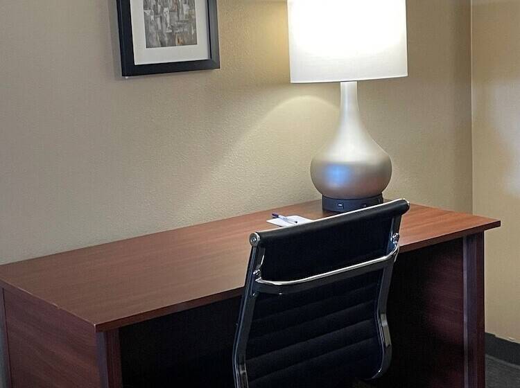 سوییت, Baymont By Wyndham Phoenix North