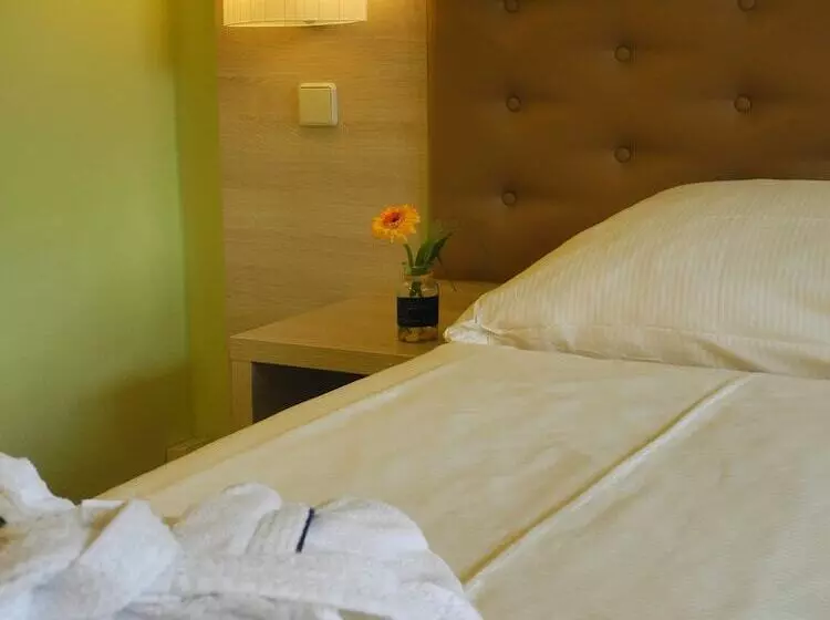 Standard Yhden Hengen Huone, Waldhotel Wandlitz