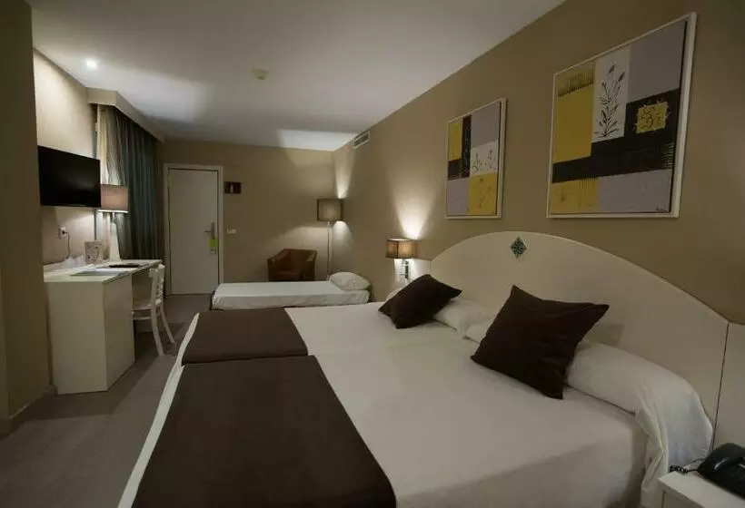 اتاق استاندارد سه نفره, Sercotel Torico Plaza