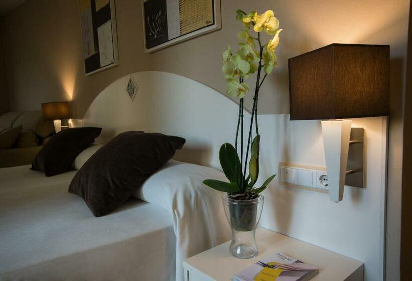 اتاق خانوادگی, Sercotel Torico Plaza