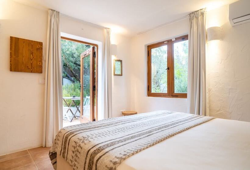 デラックスルーム, Can Vistabella Boutique Resort