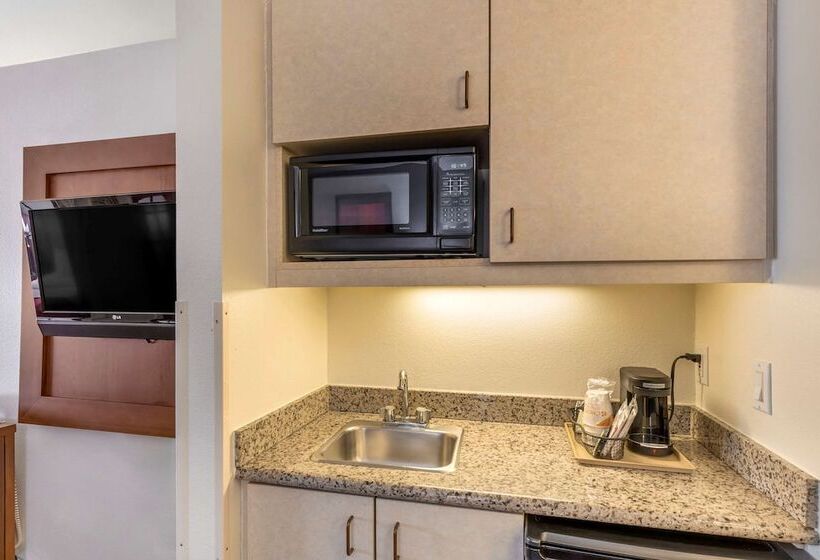 Sviitti, Comfort Suites Denver Tech Center